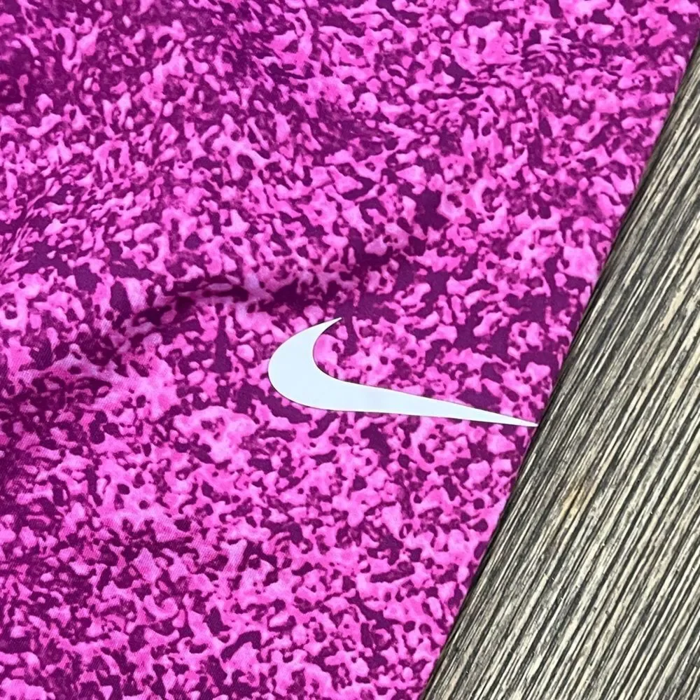 Nike Pro Leggings Dri Fit Capris Swoosh Stretch Mid Rise Splash Pink Size XL